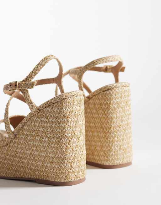 Sandalias beis de cuña estilo alpargata con motas doradas Trista de ASOS DESIGN, 4 de 4