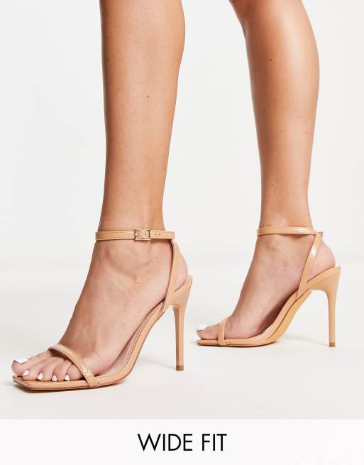 Sandalias beis de tacón con diseño minimalista de Truffle Collection Wide Fit