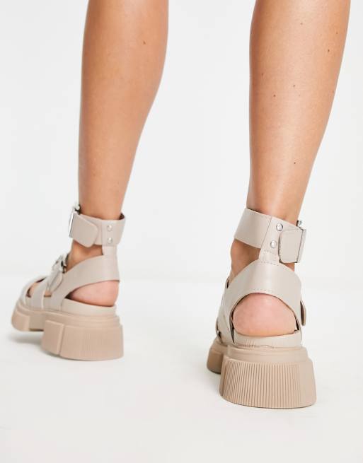 Sandalias beis uniforme con plataforma plana gruesa Toulouse de schuh, 3 de 4