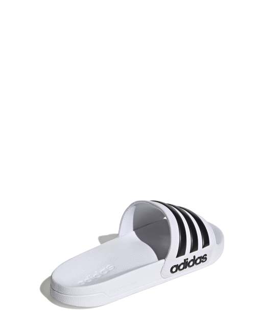 Sandalias blancas de baño Adilette de adidas Swim, 3 de 4