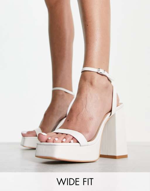 Sandalias blancas tacon outlet ancho