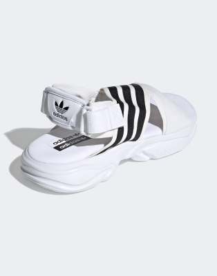 sandalias adidas blancas