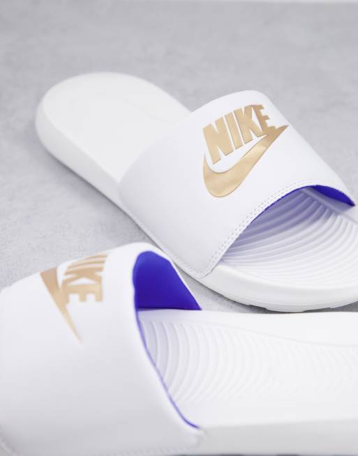 Sandalias blancas online nike