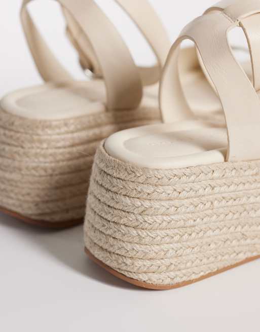 Sandalias blanco hueso con cuña estilo alpargata Tana de ASOS DESIGN, 4 de 4