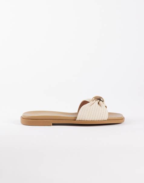 Sandalias blanco hueso de rafia con detalle dorado de New Look Wide Fit - view 1
