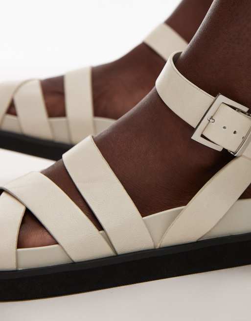 Sandalias blanco hueso planas efecto piel de cocodrilo Jady de Topshop, 2 de 4