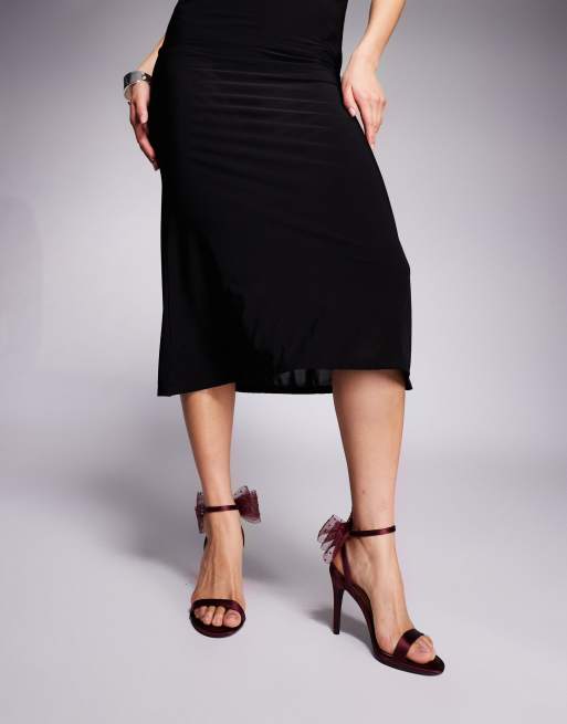 Sandalias burdeos de tacón con lazo de malla de New Look, 2 de 4