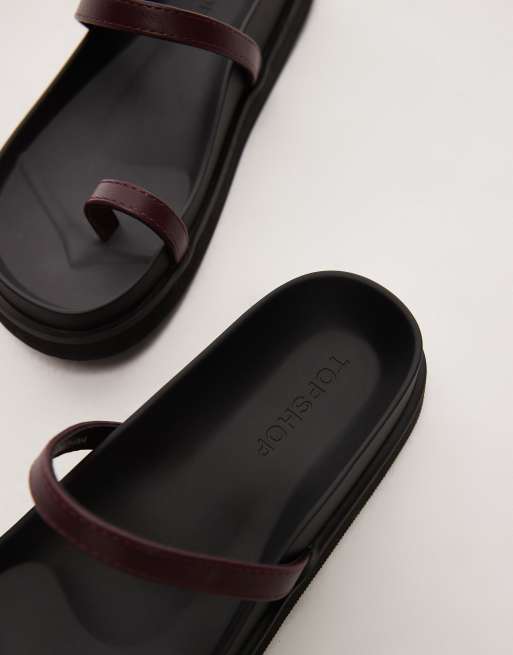 Sandalias burdeos planas con diseño minimalista Josh de Topshop, 3 de 4