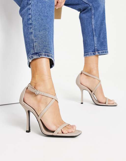 Sandalias color crudo de con tiras cruzadas de Mango | ASOS