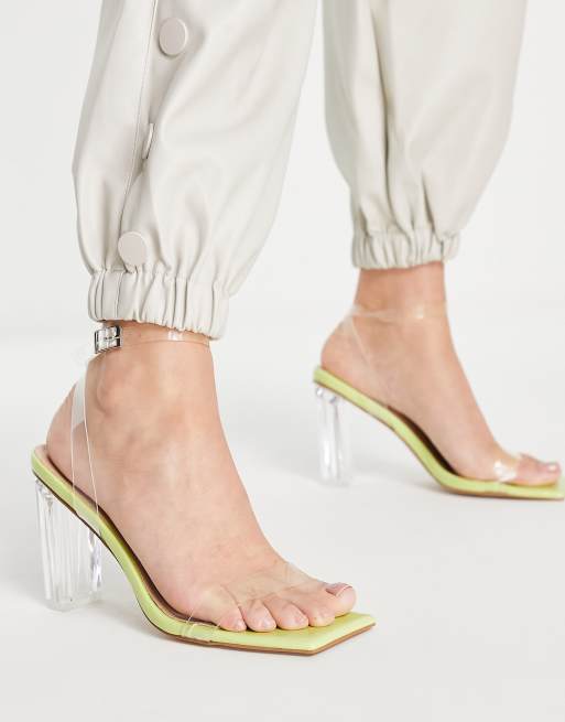 Sandalias color lima con tacón de bloque Heidi de SIMMI London