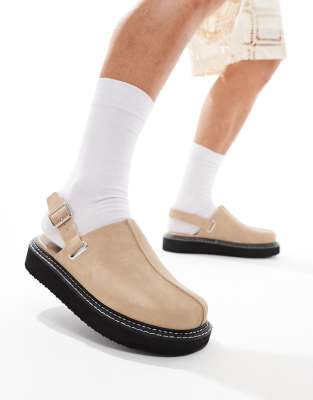 Sandalias color piedra estilo zuecos con correa talonera de ASOS DESIGN