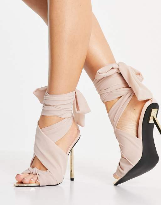 Sandalias color rubor con diseño de lazo cruzado y anudado Huni de Public Desire
