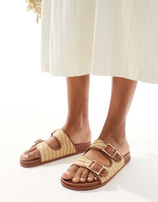 Sandalias color tostado con dos correas de rafia de New Look
