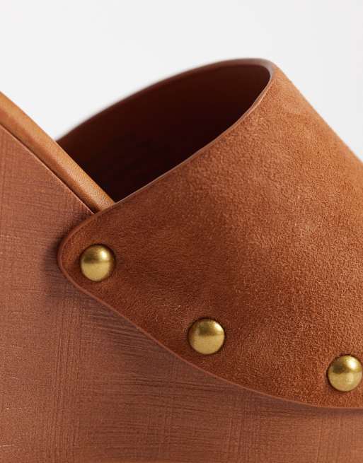 Sandalias color tostado de croché con tacón de cuña Grounded de ALDO, 4 de 4