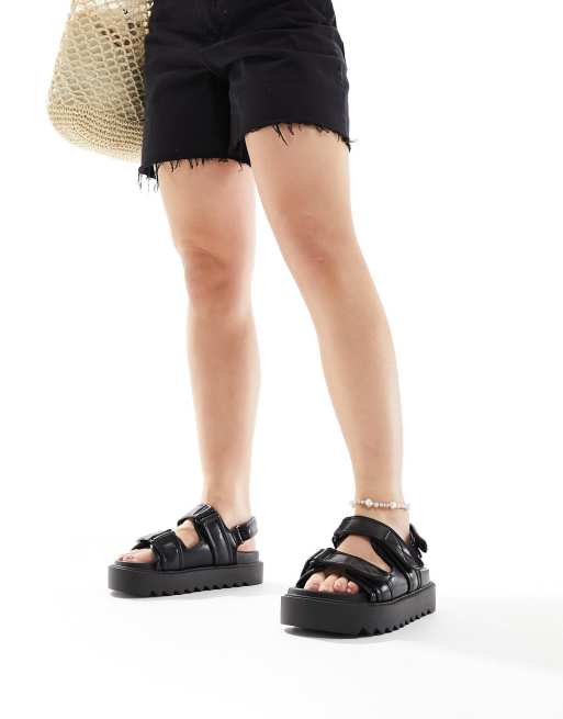 Sandalias dad negras de estilo deportivo Forecast de ASOS DESIGN Wide Fit, 2 de 4