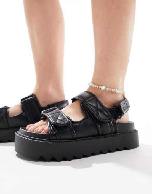 Sandalias dad negras de estilo deportivo Forecast de ASOS DESIGN Wide Fit, 4 de 4