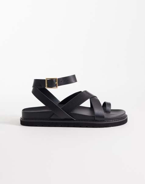 Sandalias de dedo negras con diseño de tiras de New Look - view 1