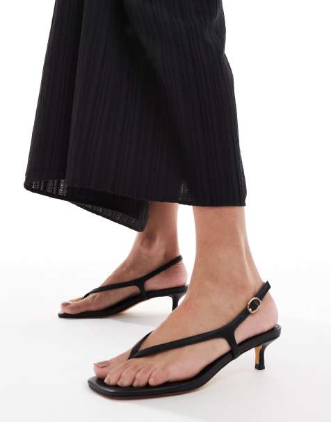 Sandalias de dedo negras de tacón con detalle de tiras de London Rebel Wide Fit - view 1