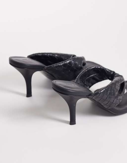 Sandalias de dedo negras de tacón con diseño trenzado Hot-Stuff de ASOS DESIGN, 4 de 4