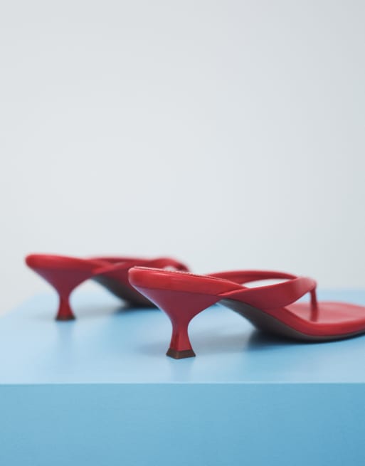 Sandalias de dedo rojas de tacón bajo Havana de ASOS DESIGN, 4 de 8