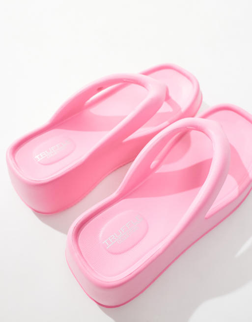 Sandalias de dedo rosas para piscina con cuña de Truffle Collection, 2 de 4