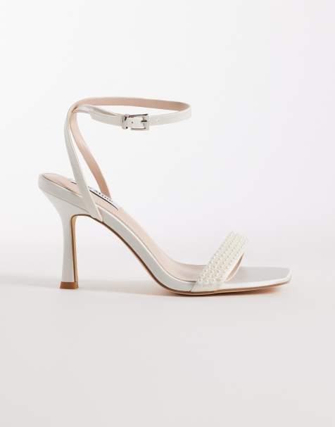 Sandalias de novia blanco marfil de tacón de satén con perlas Camden de Be Mine - view 1