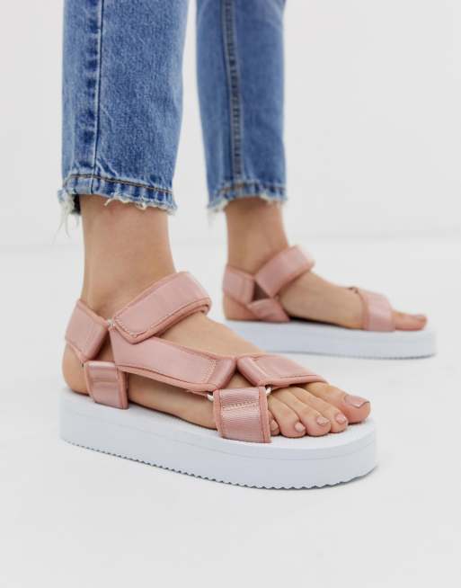 Sandalias deportivas en vis n Frontline de ASOS DESIGN