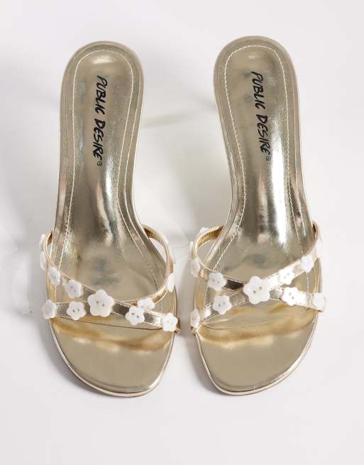 Sandalias doradas de tacón bajo con cuentas de Public Desire, 3 de 4