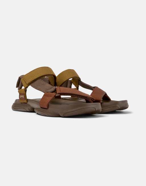 Sandalias marrón rojizo Karst de Camper