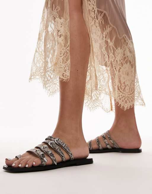 Sandalias marrones con estampado de serpiente y hebillas estilo wéstern de cuero Keira de Topshop