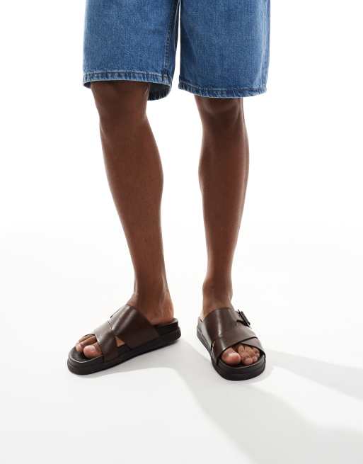 Sandalias marrones de cuero con plantilla moldeada y hebilla Summit de schuh, 4 de 4
