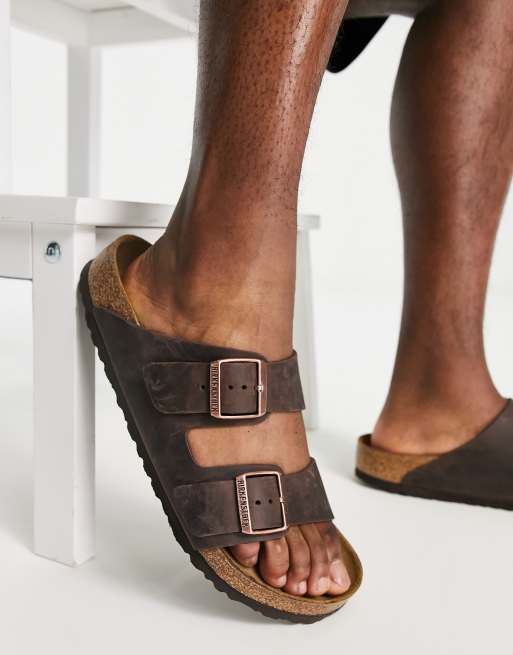 Sandalias marrones de cuero lubricado Arizona de birkenstock