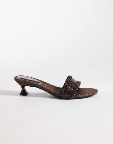 Sandalias marrones de tacón bajo con diseño entretejido de Glamorous Wide Fit - view 1