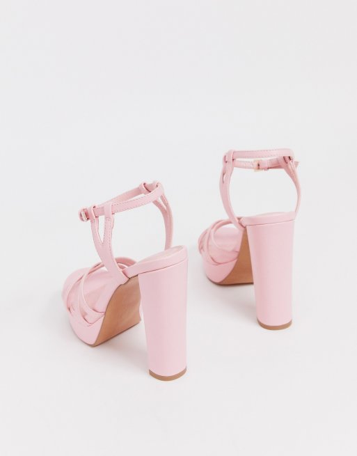 Sandalias minimalistas con tiras y plataforma en rosa pastel Nickle de ASOS DESIGN