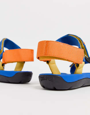 sandalias multicolor