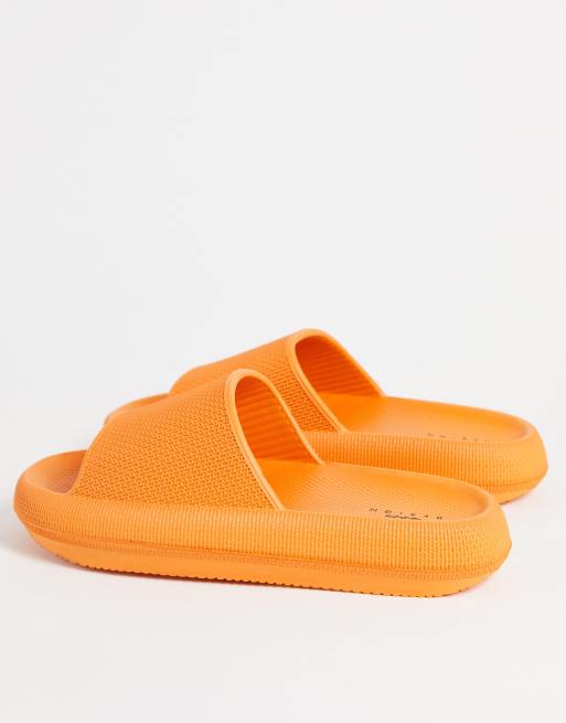 Sandalias naranjas texturizadas con suela gruesa de ASOS DESIGN, 4 de 4