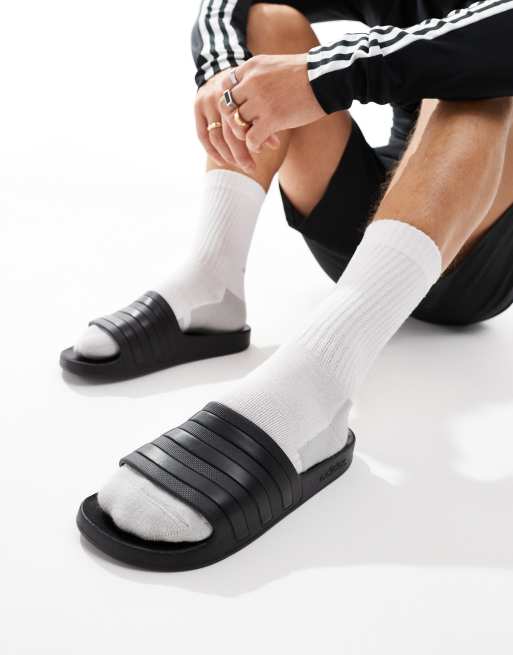 Sandalias negras adilette de adidas Training, 5 de 5