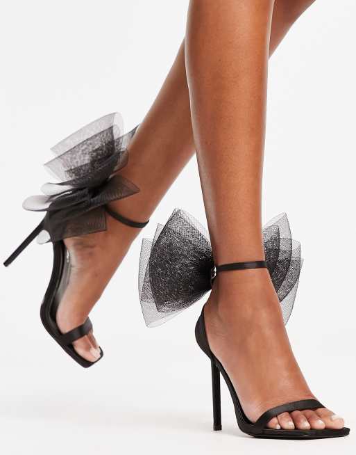 Sandalias negras con lazo en la parte trasera Candi de Public Desire 
