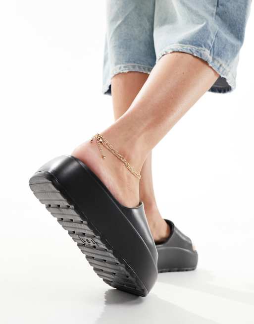 Sandalias negras con plataforma plana dentada Freedom de ASOS DESIGN, 3 de 4