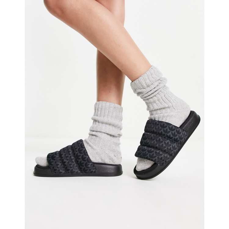 Sandalias negras con suela gruesa Adilette de adidas con Originals ClassicfuncenterShops adidas con Yeezy 700 MNVN Laceless Phosphor