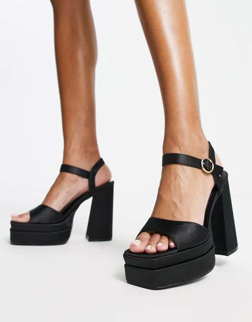 Sandalias negras de tacón con plataforma doble y puntera cuadrada de New Look