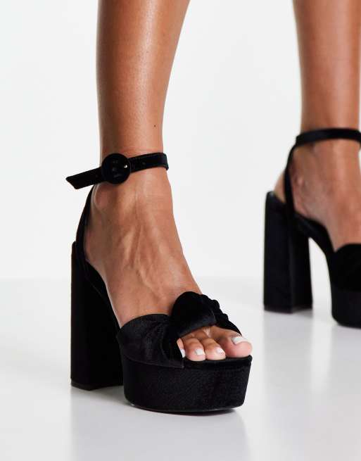 Sandalias negras de tac n con plataforma y detalle anudado Note de ASOS DESIGN Wide Fit