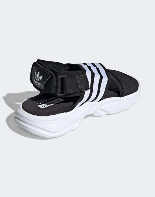 Sandalia discount magmur adidas