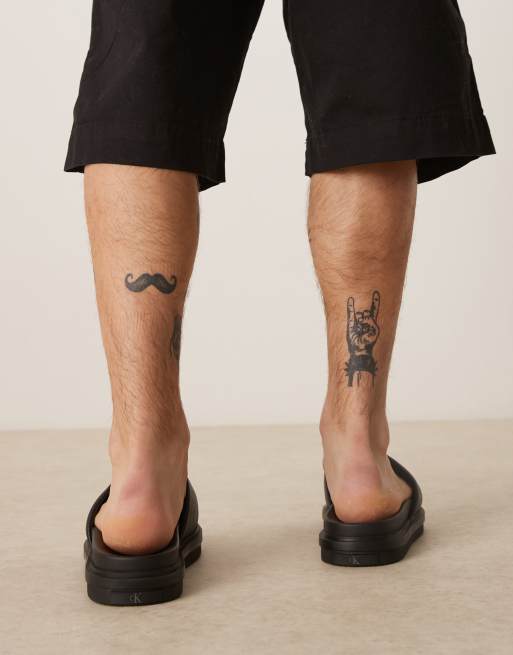 Sandalias negras sin cierres con logo grabado de Calvin Klein Jeans, 4 de 4