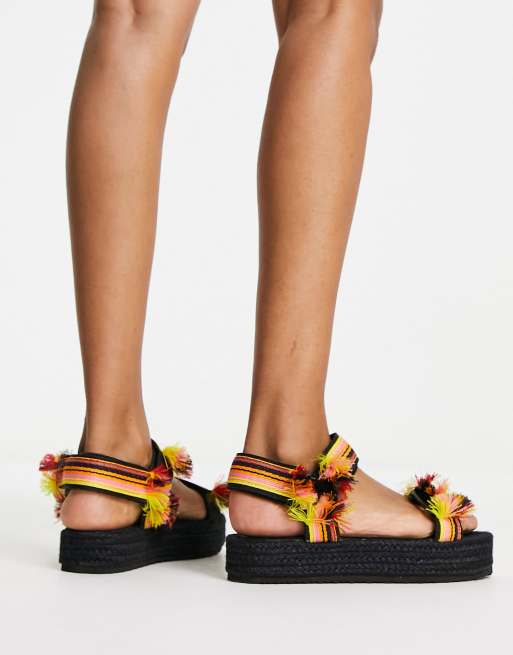 Sandalias y rojas tipo alpargatas de estilo deportivo Junction de ASOS DESIGN ASOS