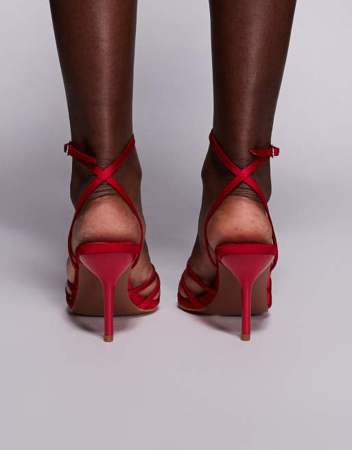 Sandalias rojas de tacón con diseño de tiras Bethany de Public Desire, 3 de 4