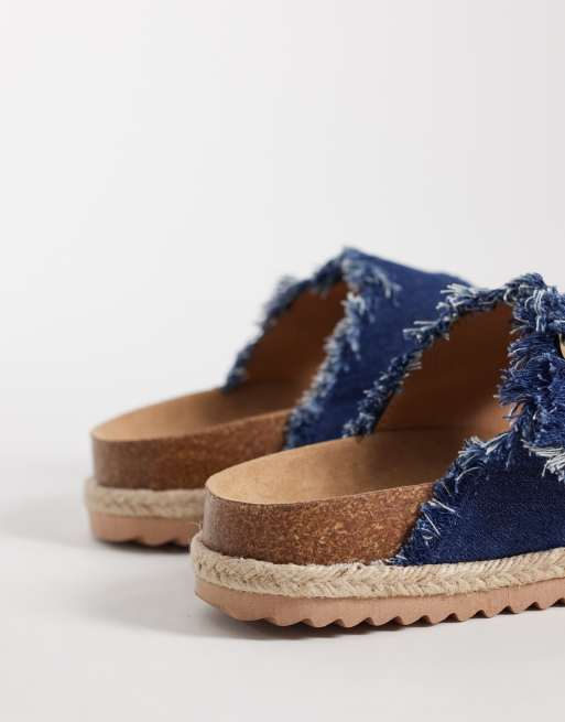 Sandalias vaqueras azul oscuro desflecadas estilo alpargatas con dos hebillas de South Beach, 3 de 4