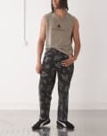 [Santa Cruz] Santa Cruz Big rose printed denim jeans in washed black W28 BLACK