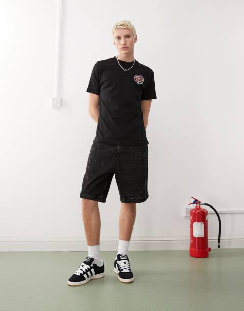 Santa Cruz – Big – Svarta, stentvättade jeansshorts - view 1