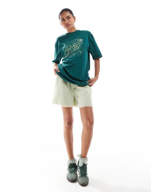Santa Cruz oversized ornate logo dot t-shirt in green, 3 of 4